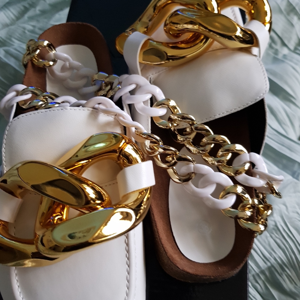 Unused White and Gold Chunky Chain Mules